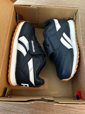Reebok Navy & White Kids Velcro Sneakers with Gum Sole